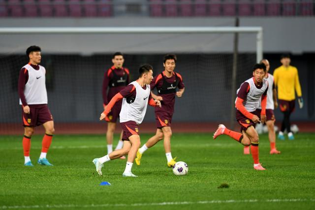 开云app下载-中印之战如何用好海港双星 最后一练拆解最后悬念