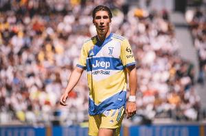 glow-kaiyun.com-有望复出！记者：米雷蒂很可能进入尤文对阵国米的大名单