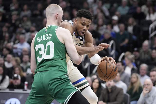 开云网站-爆大冷！核心缺席居然27分狂胜：全场鸦雀无声，字母哥复出低迷