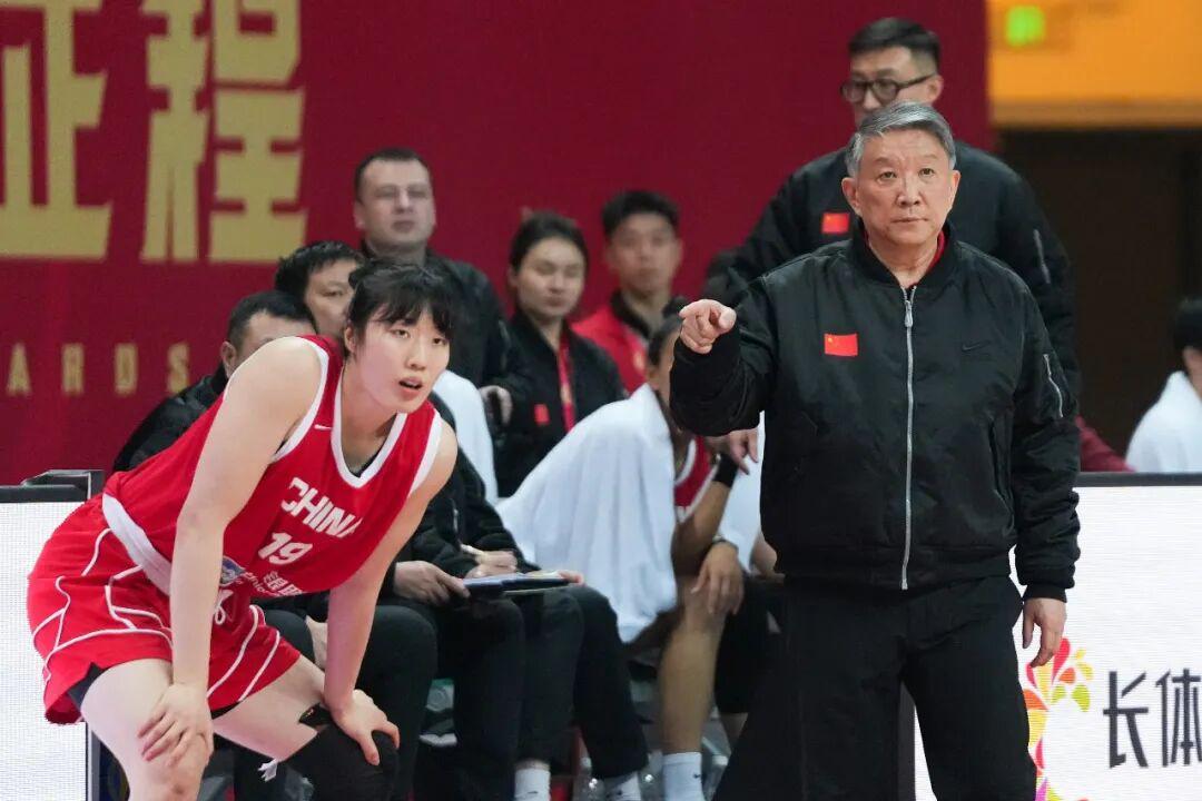 glow-kaiyun.com-老帅宫鲁鸣接手的中国女篮，到底怎么了？